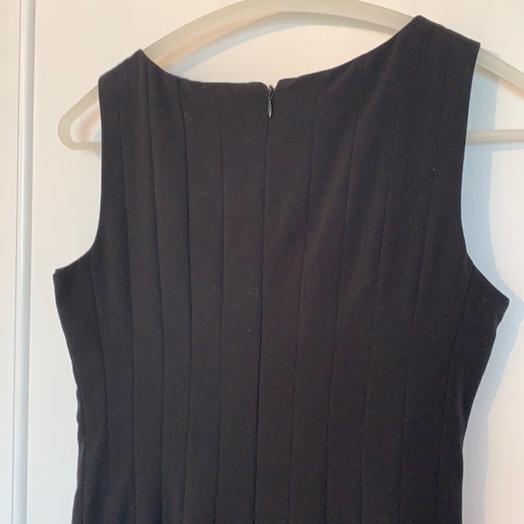 Calvin Klein Sleeveless Sexy Swing Dress. - Picture 5 of 10